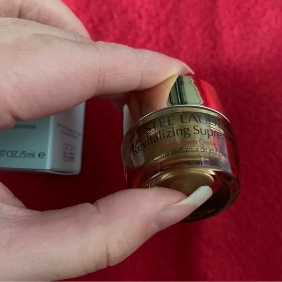 Estee lauder revitalizing supreme youth power creme trial size - Picture 4 of 14